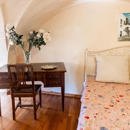 Il Salento Di Socrate E Socrata